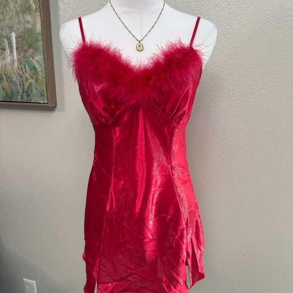 Dresses & Skirts - Gilligan & O'Malley Red Feather Trim Satin Slip Dress – Y2K Lingerie Nightie‎